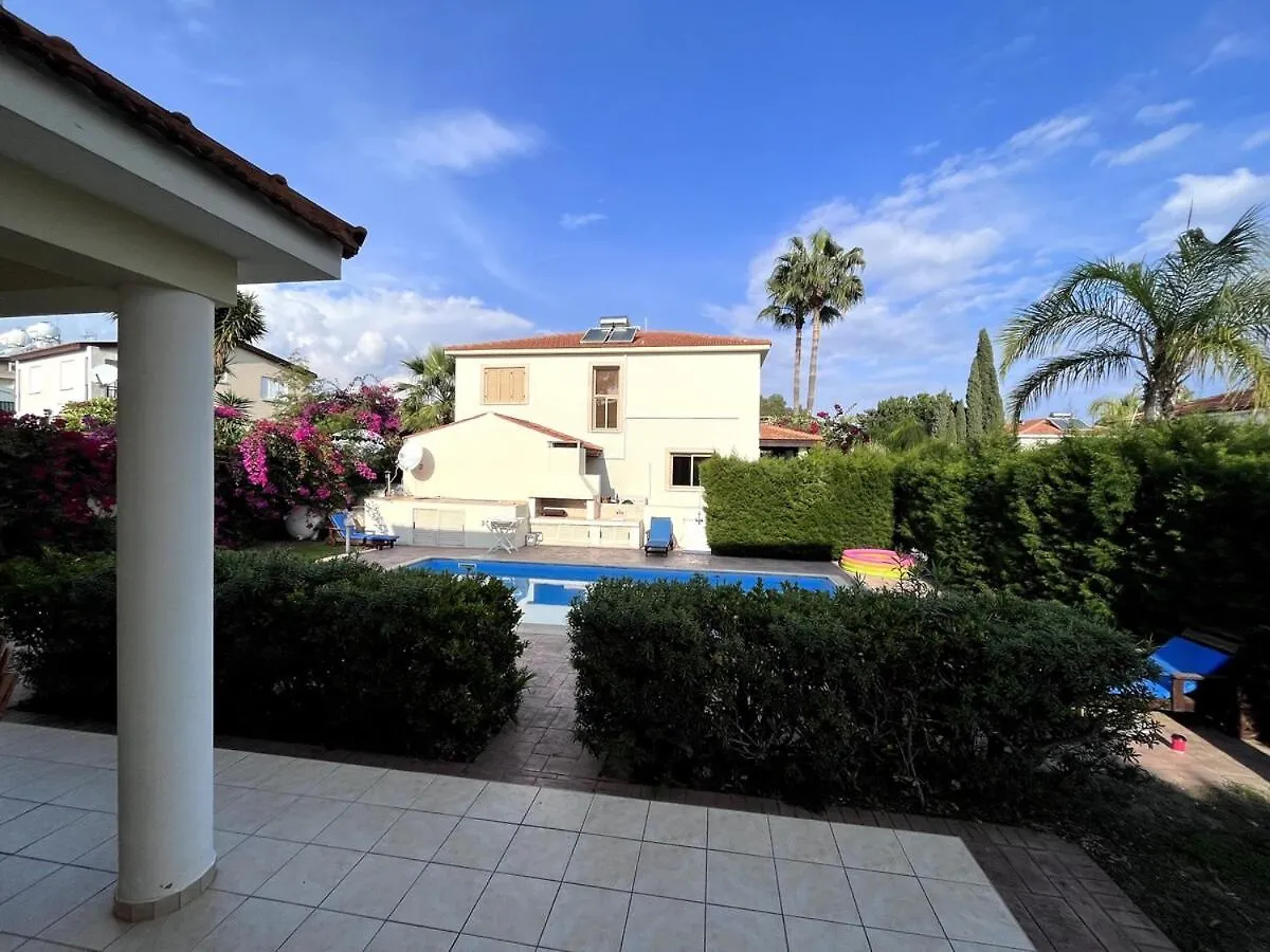 Seaside Villa 4Bdr, Large Pool Meneou Cyprus