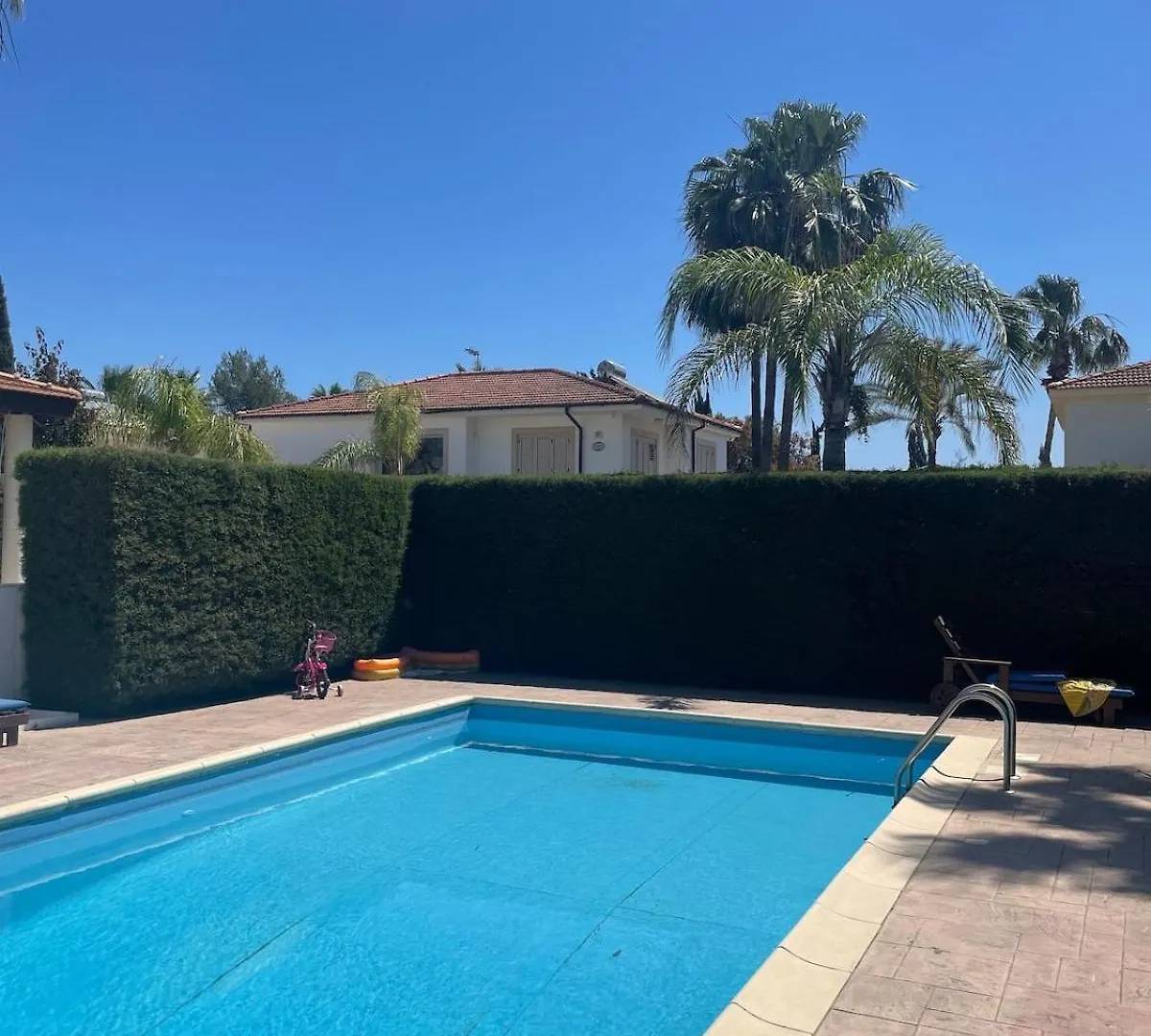 Seaside Villa 4Bdr, Large Pool Meneou
